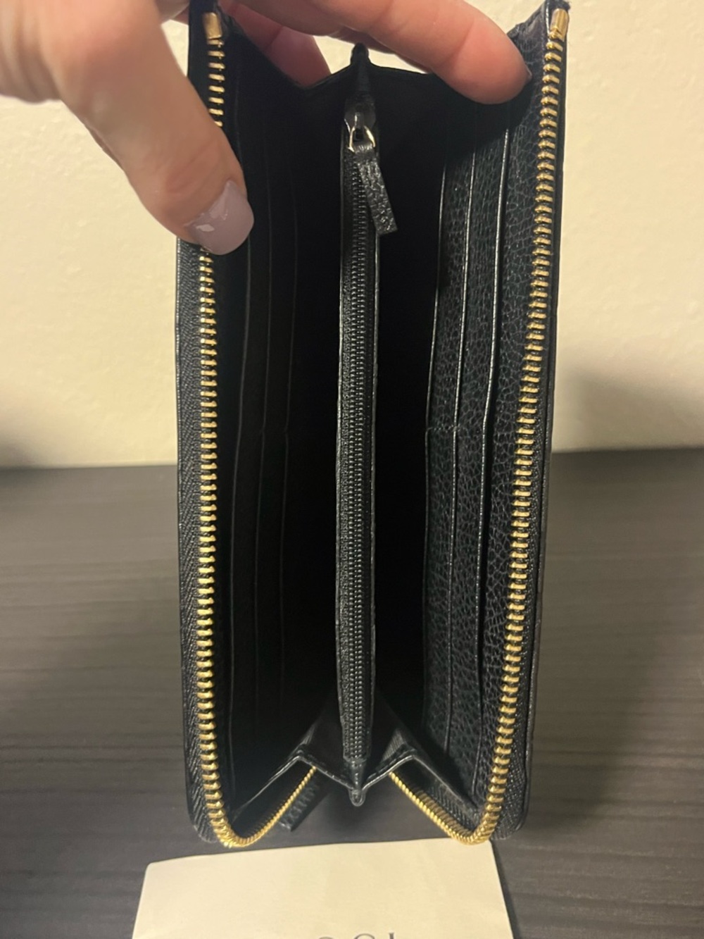 AUTHENTICATED Gucci Black GG Embossed Leather Zip Wallet-WEEKEND DEAL ONLY - Picture 6 of 6